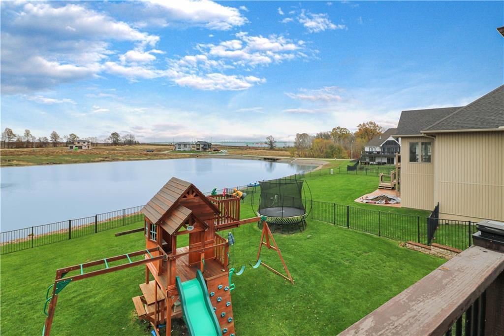 1254 Vivian Drive — photo 43