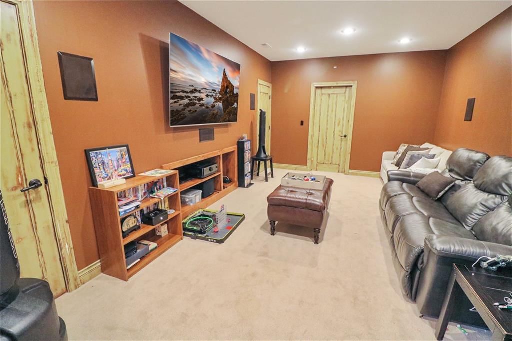 1254 Vivian Drive — photo 51