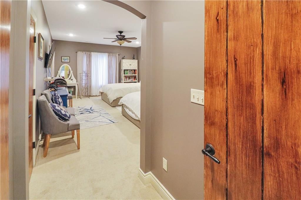 1254 Vivian Drive — photo 55
