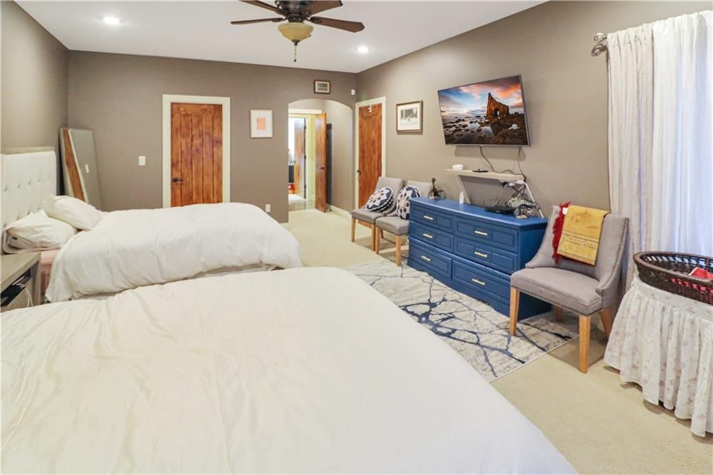 1254 Vivian Drive — photo 58