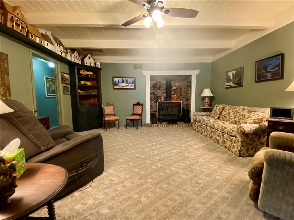 2435 S Vermont Avenue — photo 11