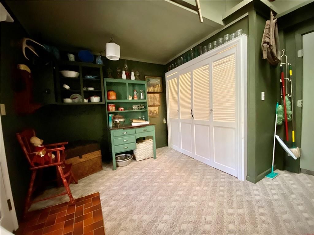 2435 S Vermont Avenue — photo 34