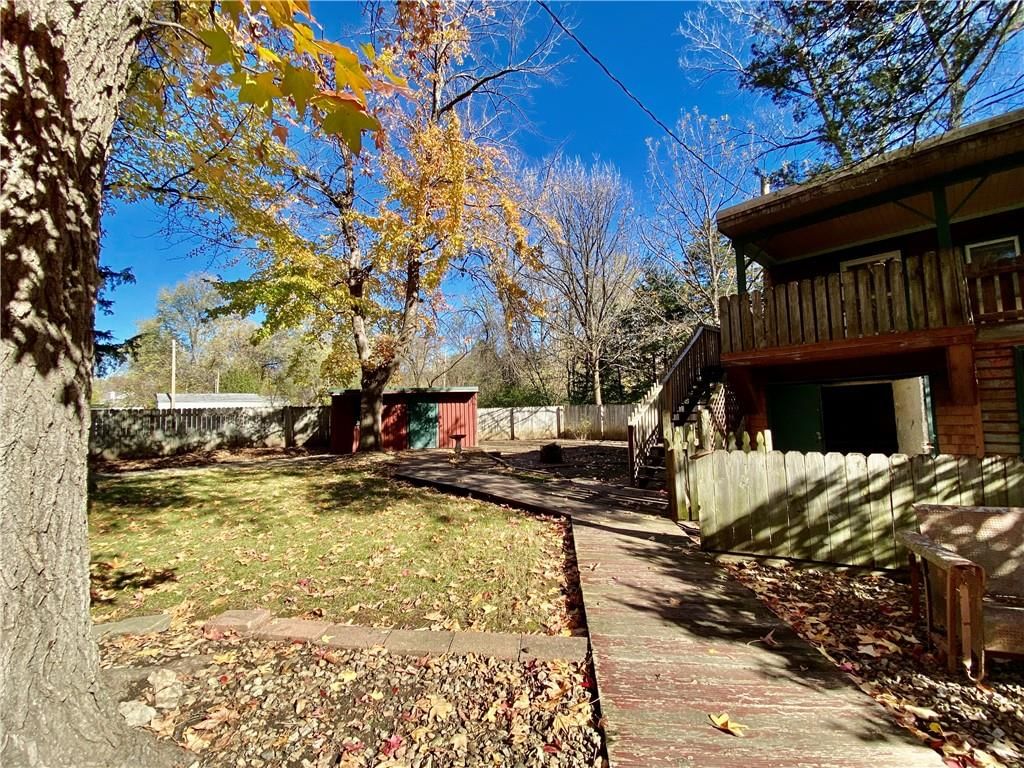 2435 S Vermont Avenue — photo 39