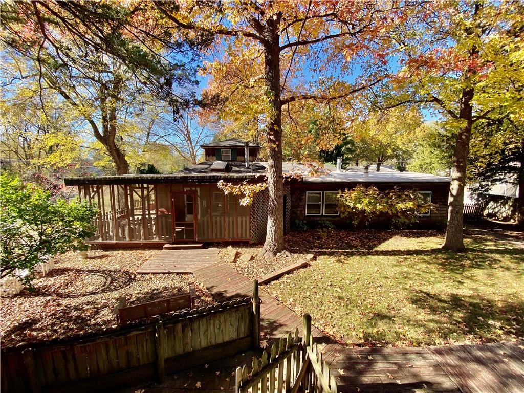 2435 S Vermont Avenue — photo 51