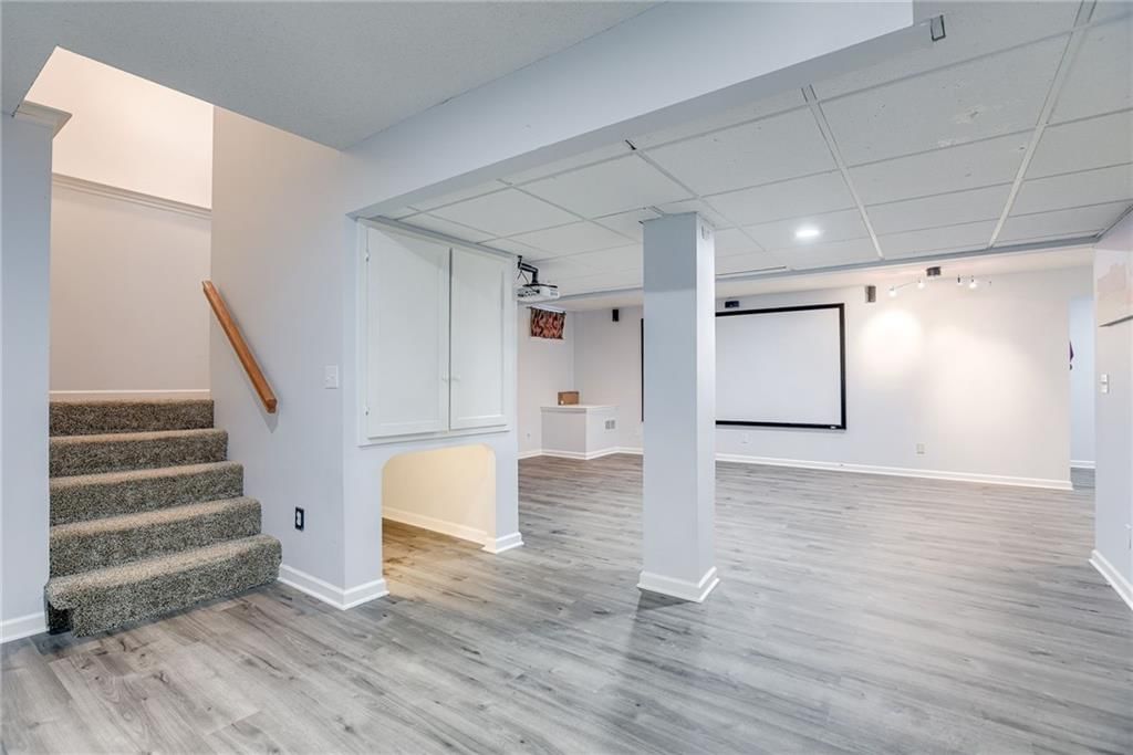 6311 W 149th Street — photo 30