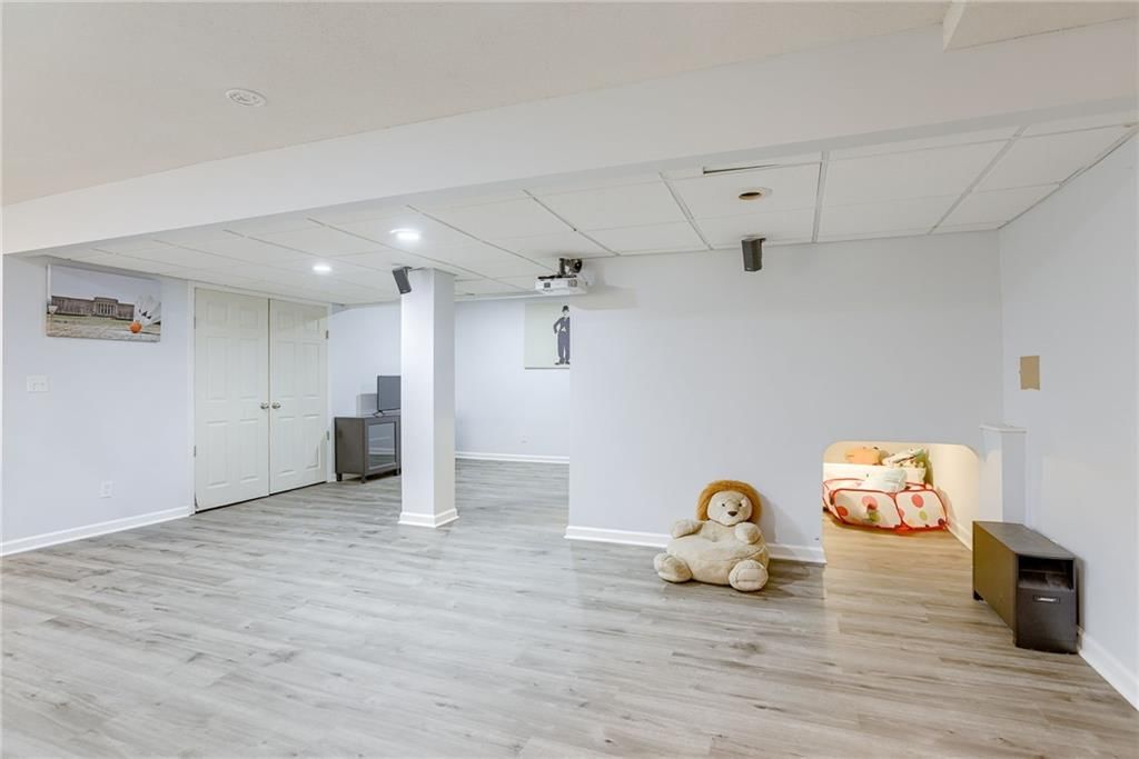 6311 W 149th Street — photo 32
