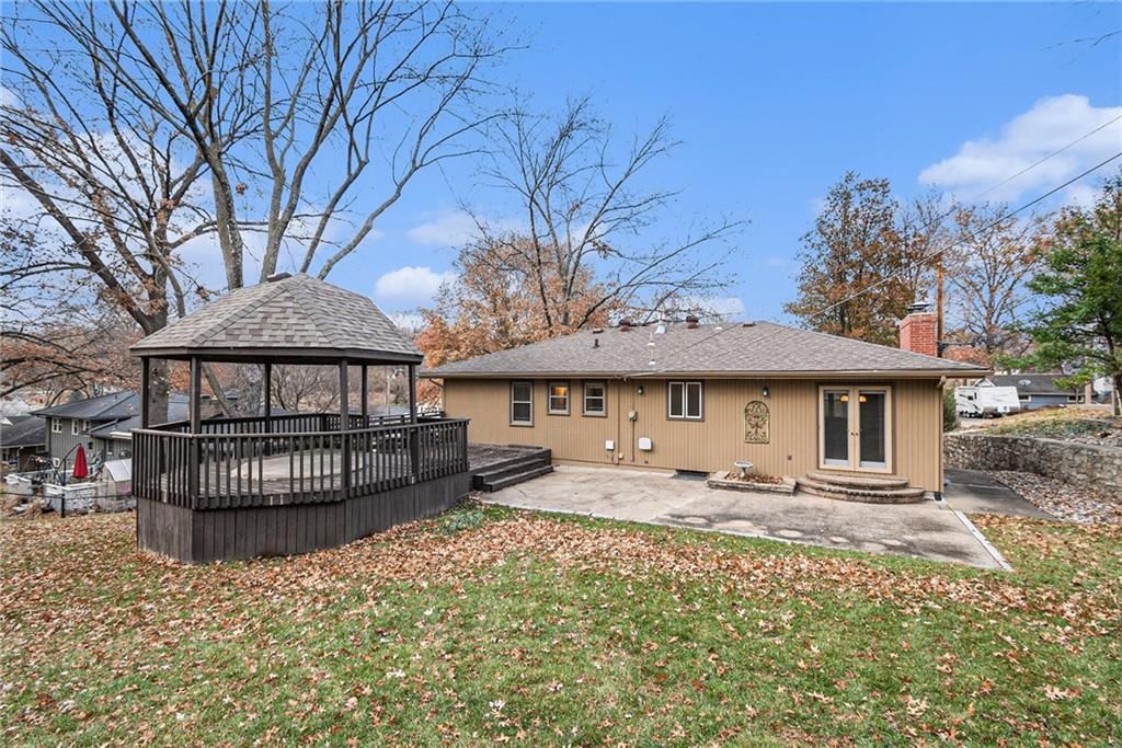 15 NW 40th Street — photo 18