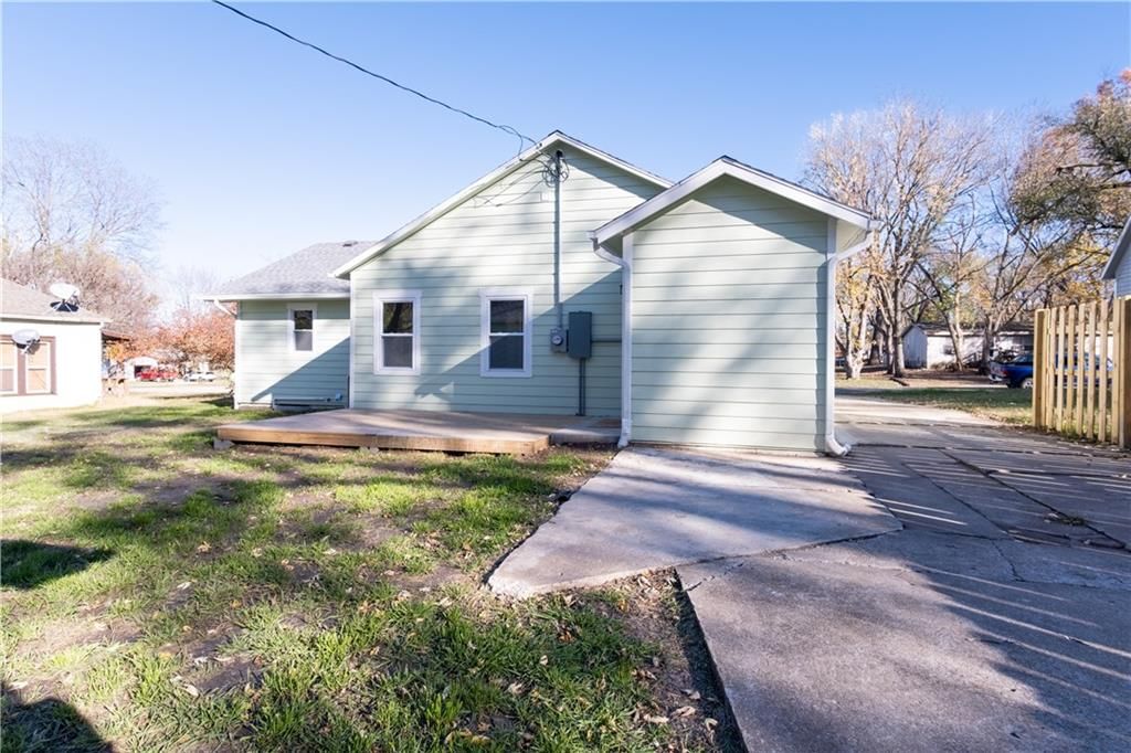 314 S Sycamore Street E — photo 11