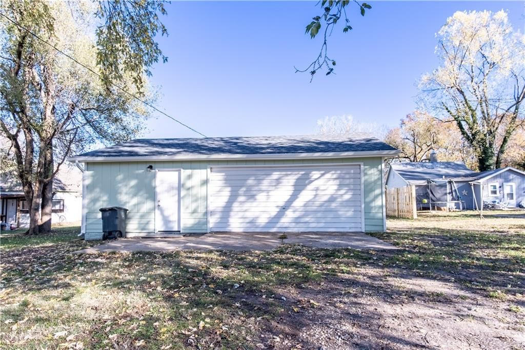 314 S Sycamore Street E — photo 12