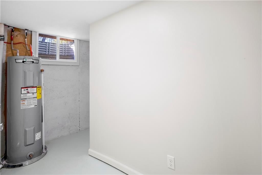 314 S Sycamore Street E — photo 23