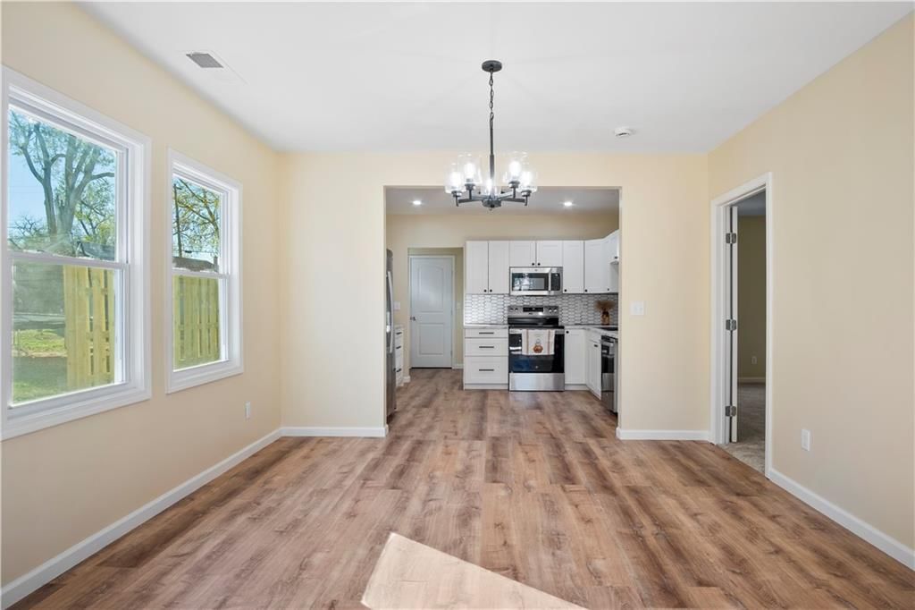 314 S Sycamore Street E — photo 6