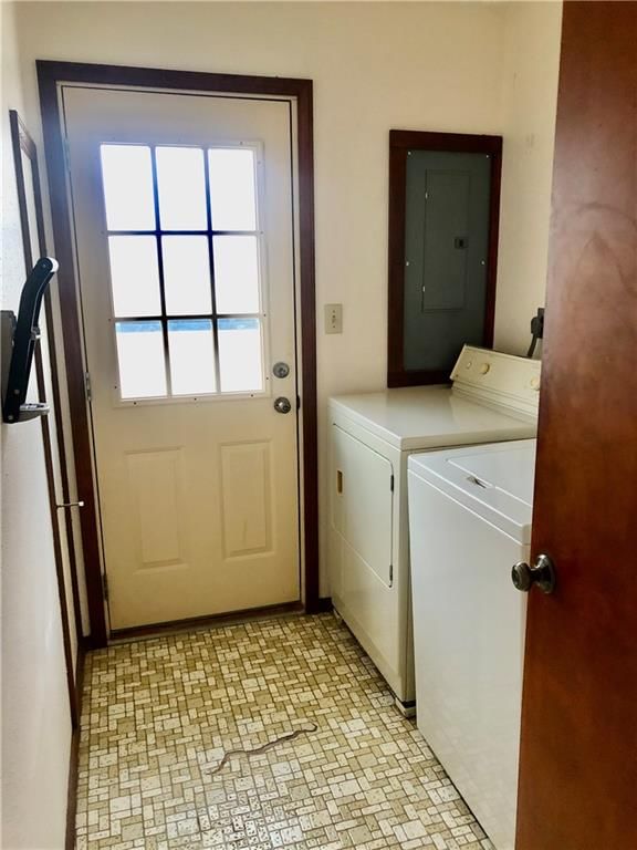7479 Skyline Drive — photo 10