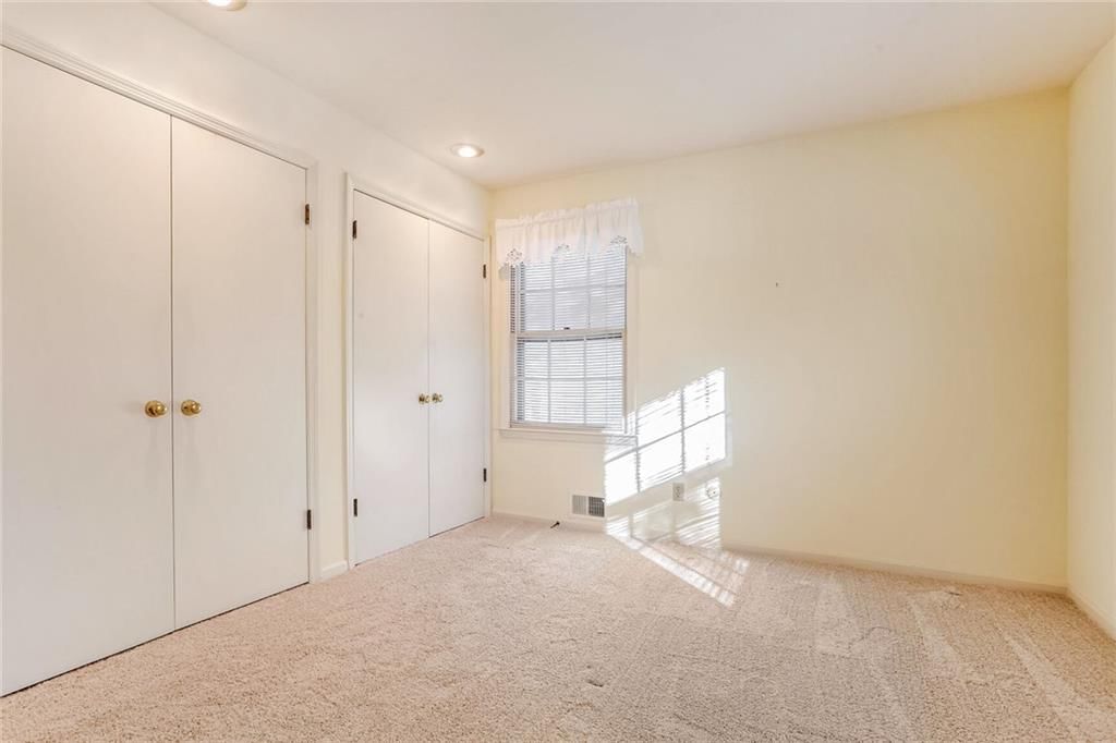5436 NW 70th Street — photo 15