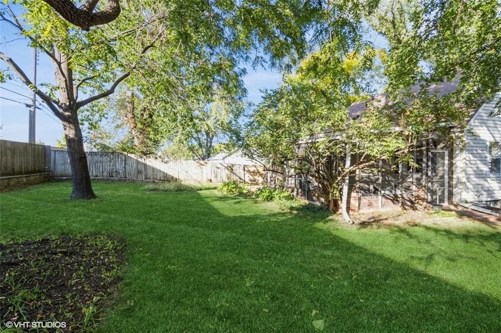 8346 Central Street — photo 24