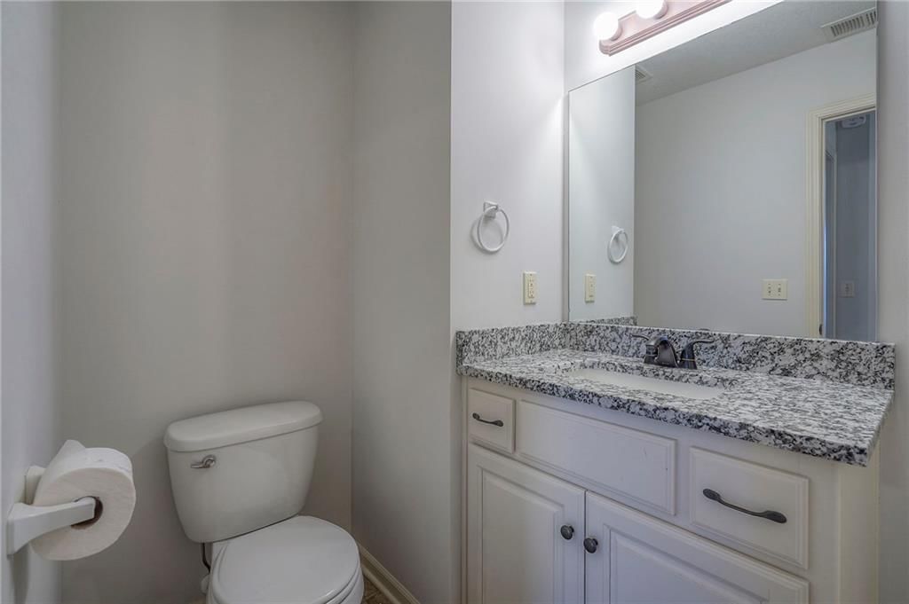 16485 S Laurelwood Street — photo 23