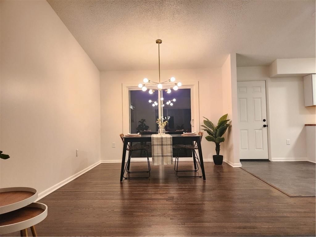 408 Indian Trail — photo 11