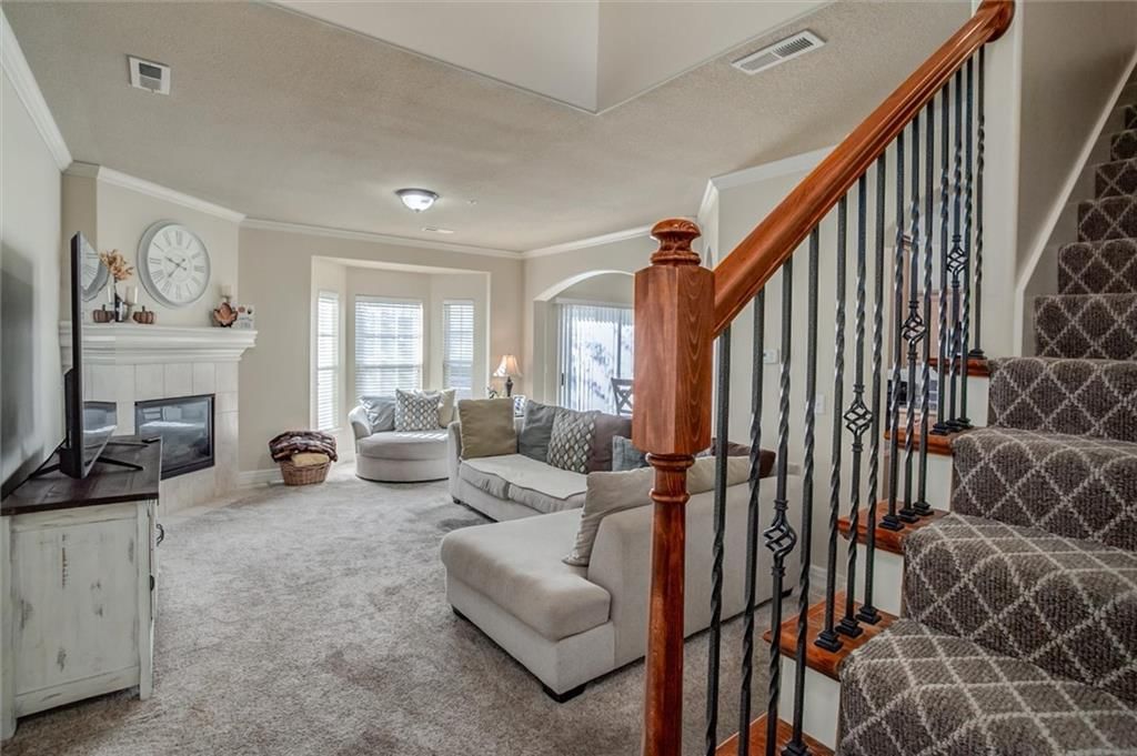 8941 Inkster Street — photo 4