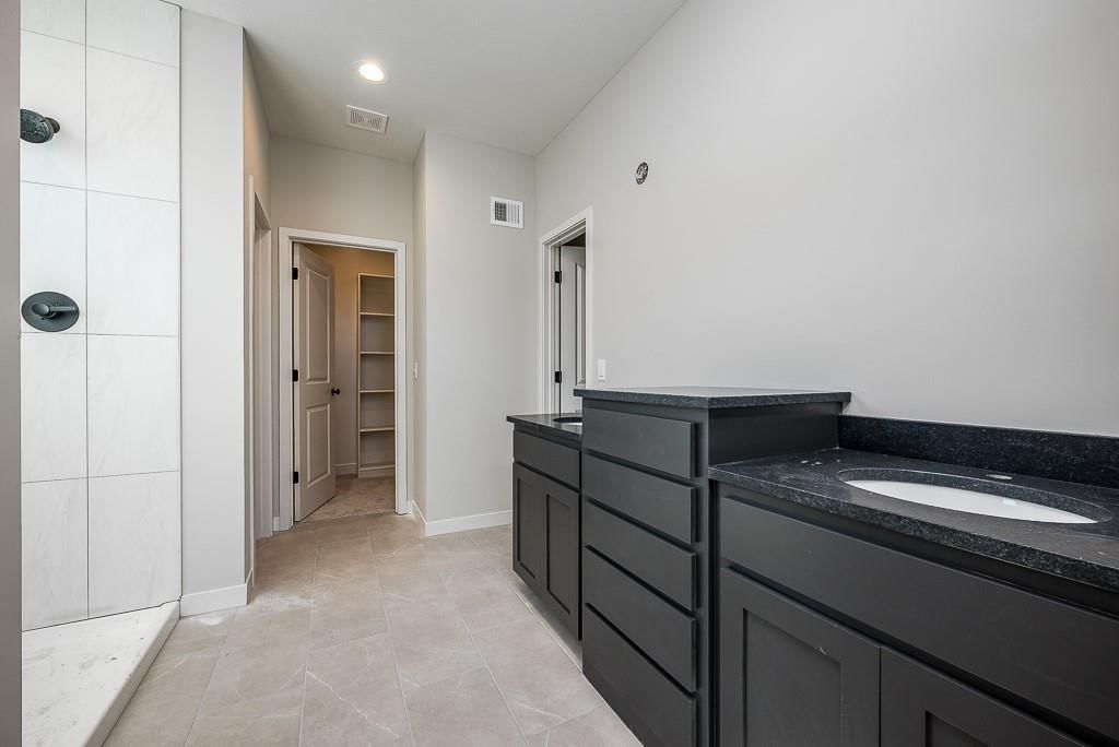 11214 Kimball Avenue — photo 11