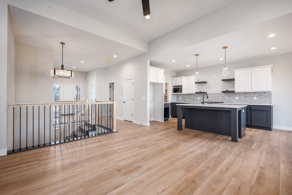 11214 Kimball Avenue — photo 5