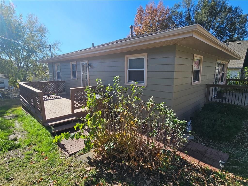 1208 Atchison Street — photo 2