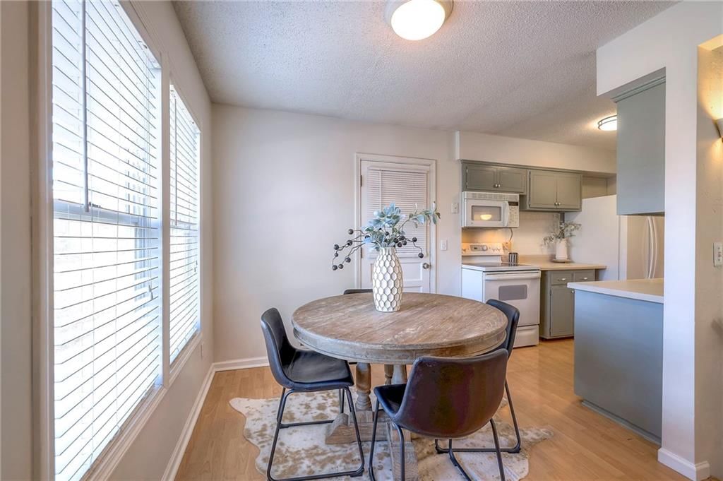 8211 Grandview Street — photo 11