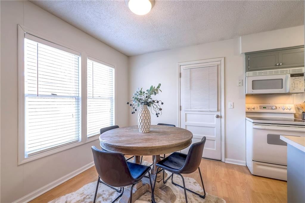8211 Grandview Street — photo 12