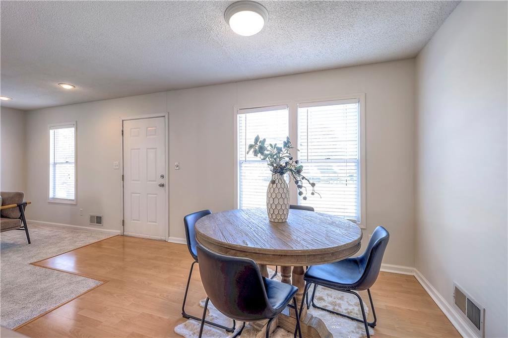 8211 Grandview Street — photo 14