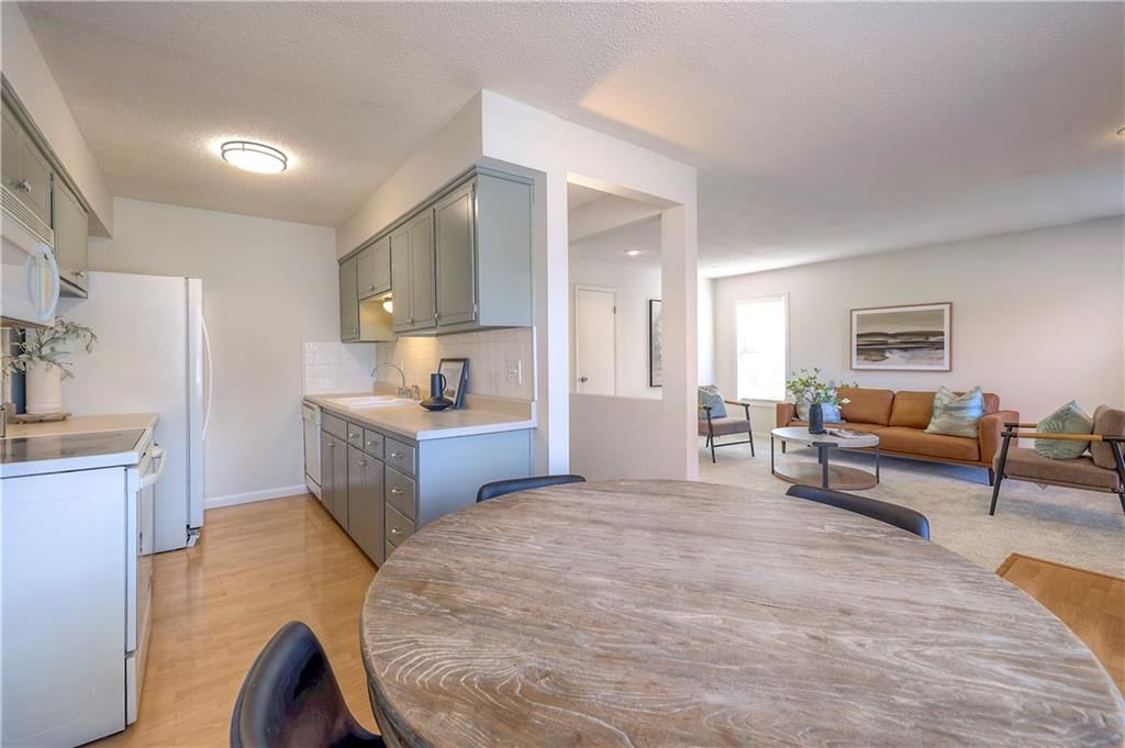8211 Grandview Street — photo 17