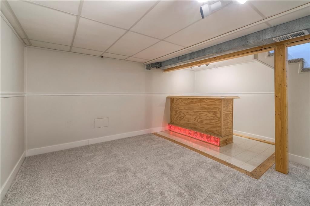 8211 Grandview Street — photo 30