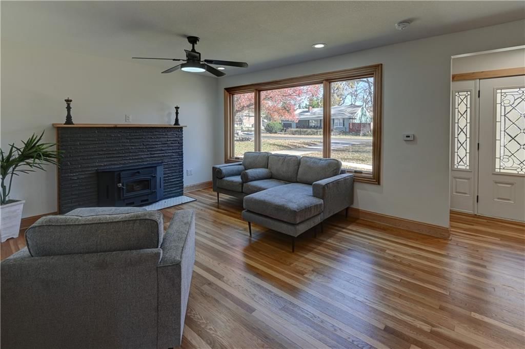2326 Harvard Avenue — photo 19