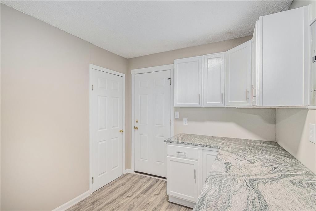 404 NE 67th Place — photo 9