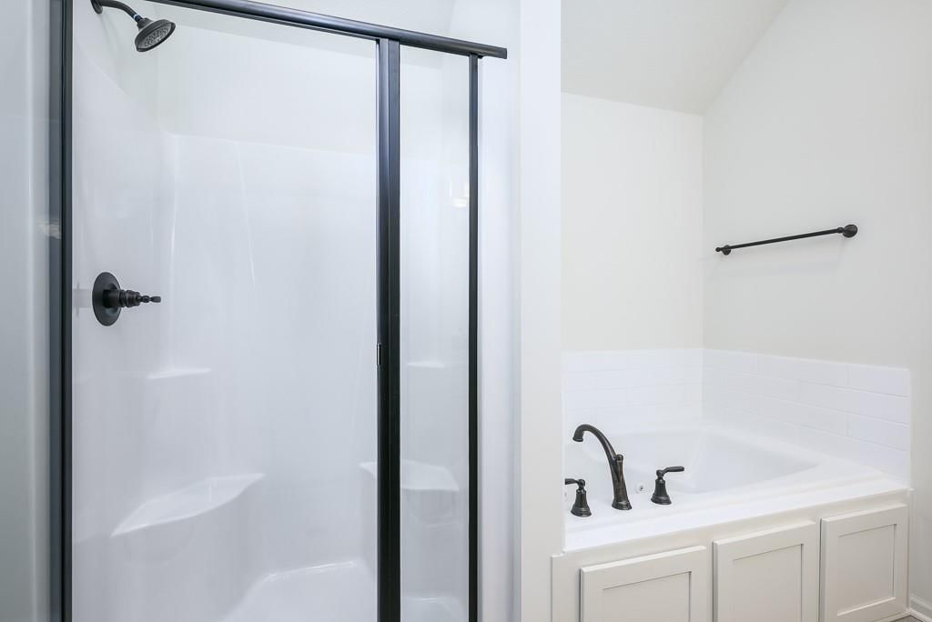 11150 Nogard Avenue — photo 15