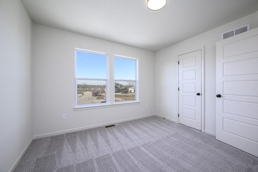 11150 Nogard Avenue — photo 20