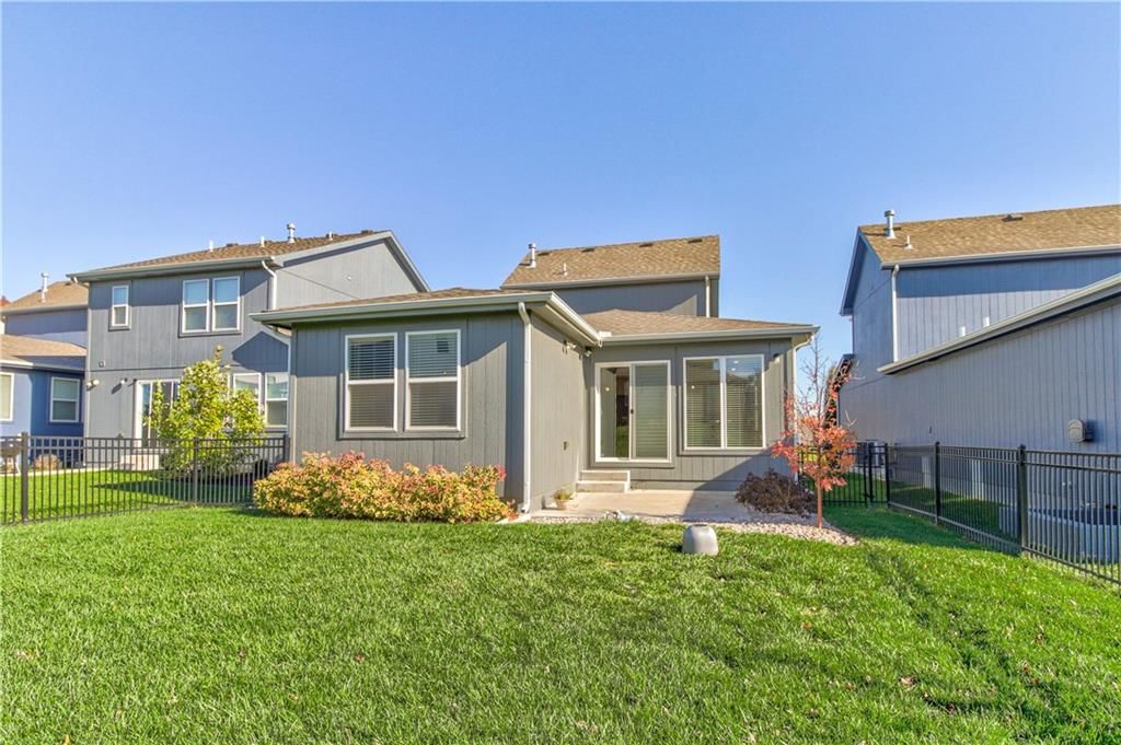 8815 SW 8th Street — photo 21
