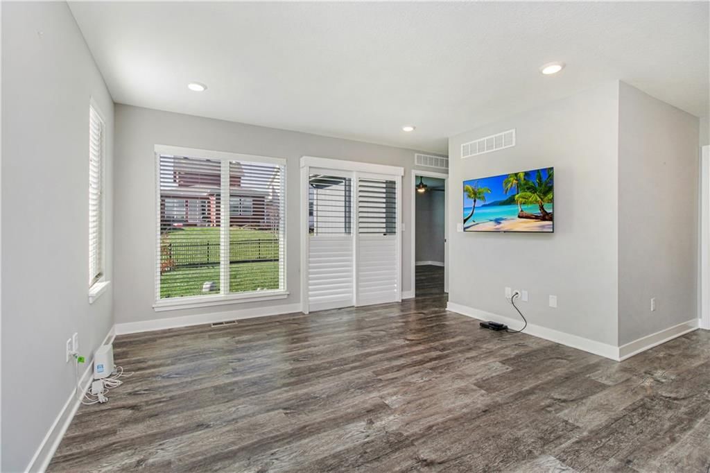 8815 SW 8th Street — photo 5