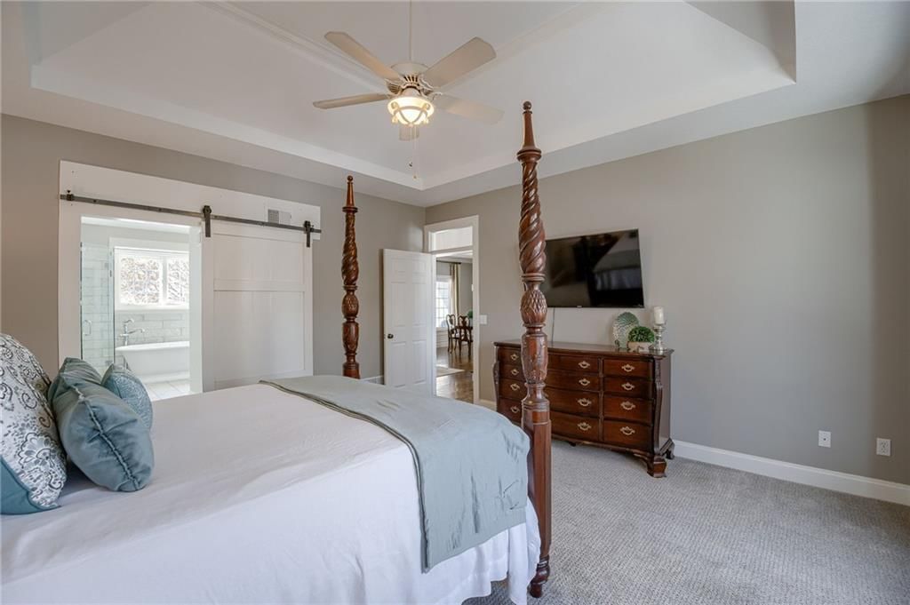9009 N Hunter Avenue — photo 25