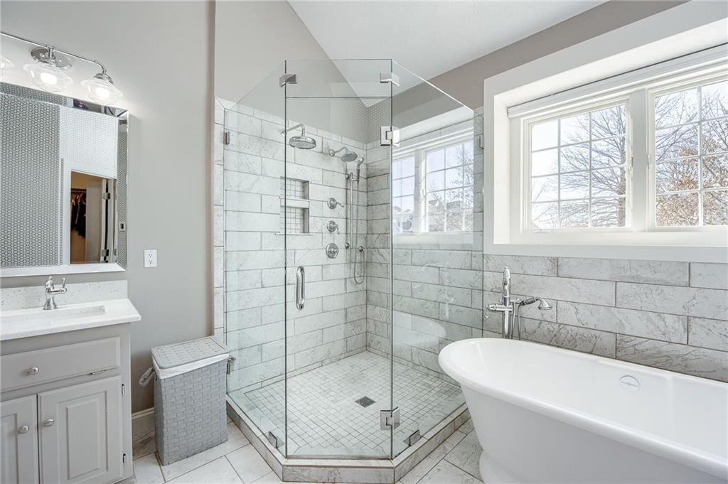 9009 N Hunter Avenue — photo 30