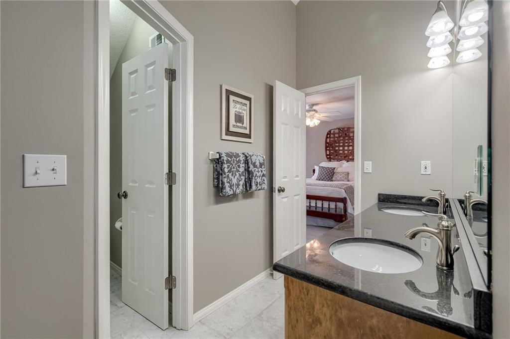 9009 N Hunter Avenue — photo 33
