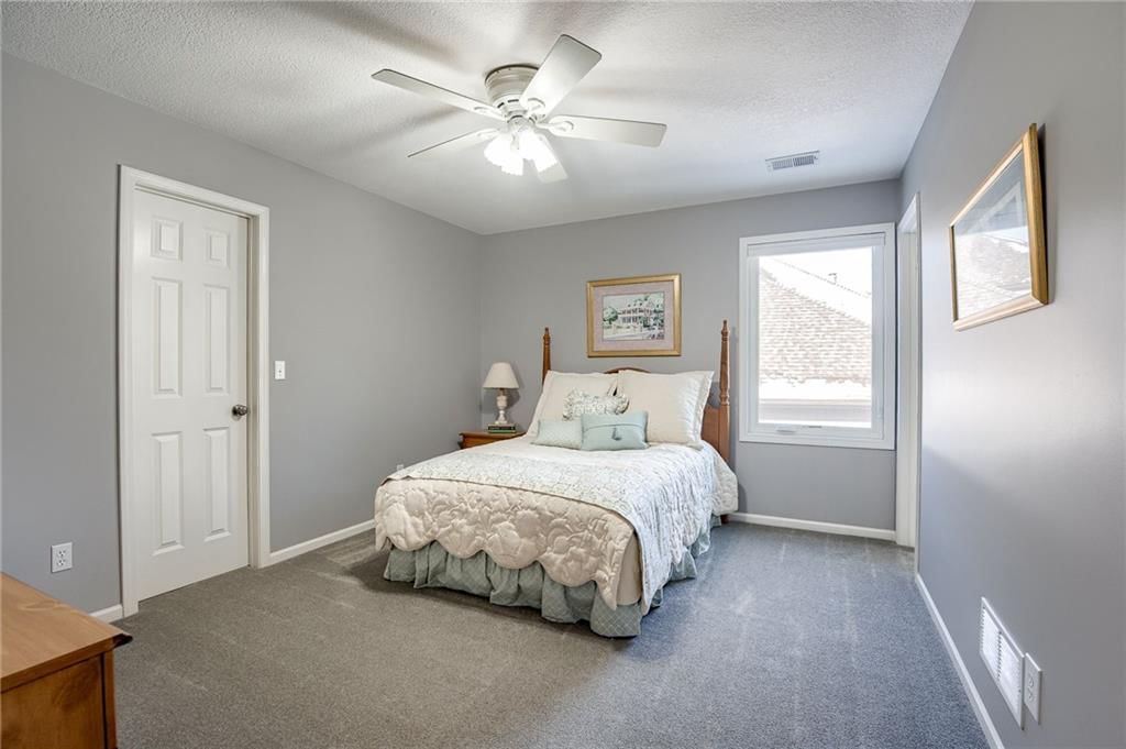 9009 N Hunter Avenue — photo 36