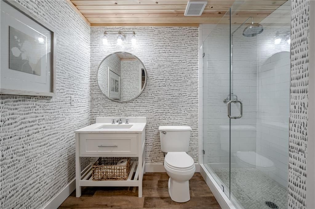9009 N Hunter Avenue — photo 39