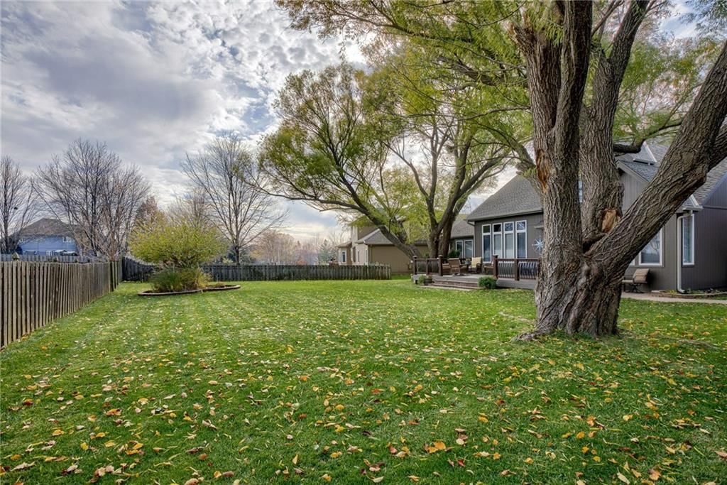 9009 N Hunter Avenue — photo 46