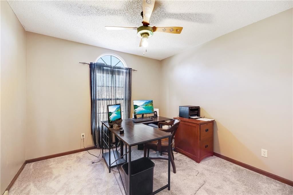 5213 NE Holiday Drive — photo 20