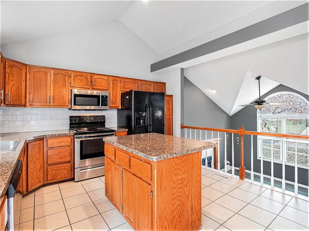 8508 N Winan Avenue — photo 5