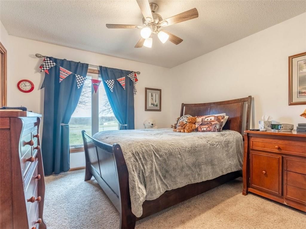 7020 SE Summit Drive — photo 17