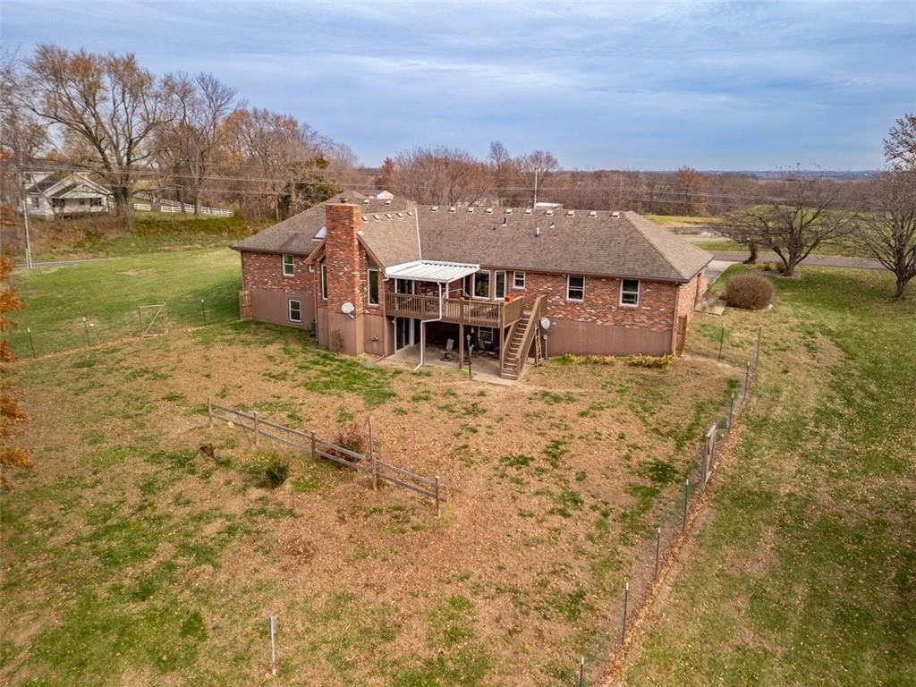 7020 SE Summit Drive — photo 30