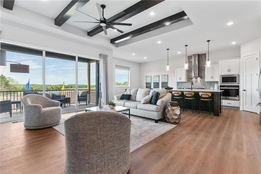 1643 Grayhawk Drive — photo 4