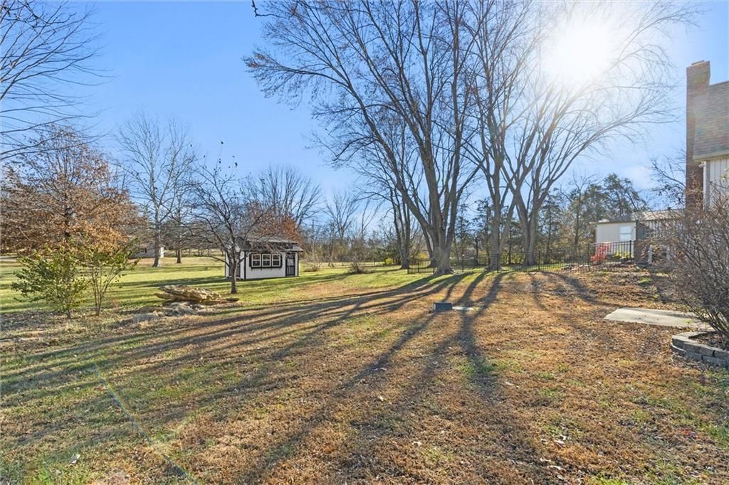 901 Char Don Avenue — photo 34