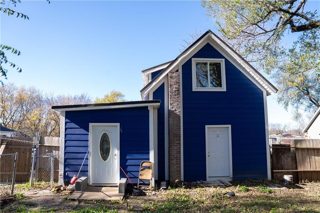 825 S Delaware Street — photo 12