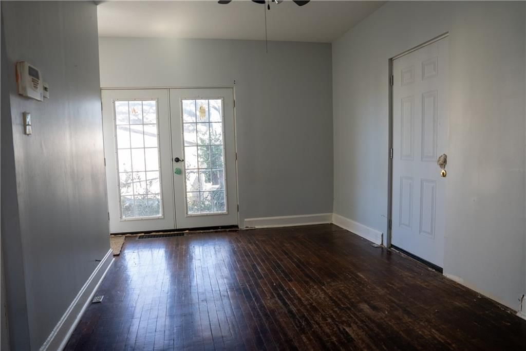 825 S Delaware Street — photo 8
