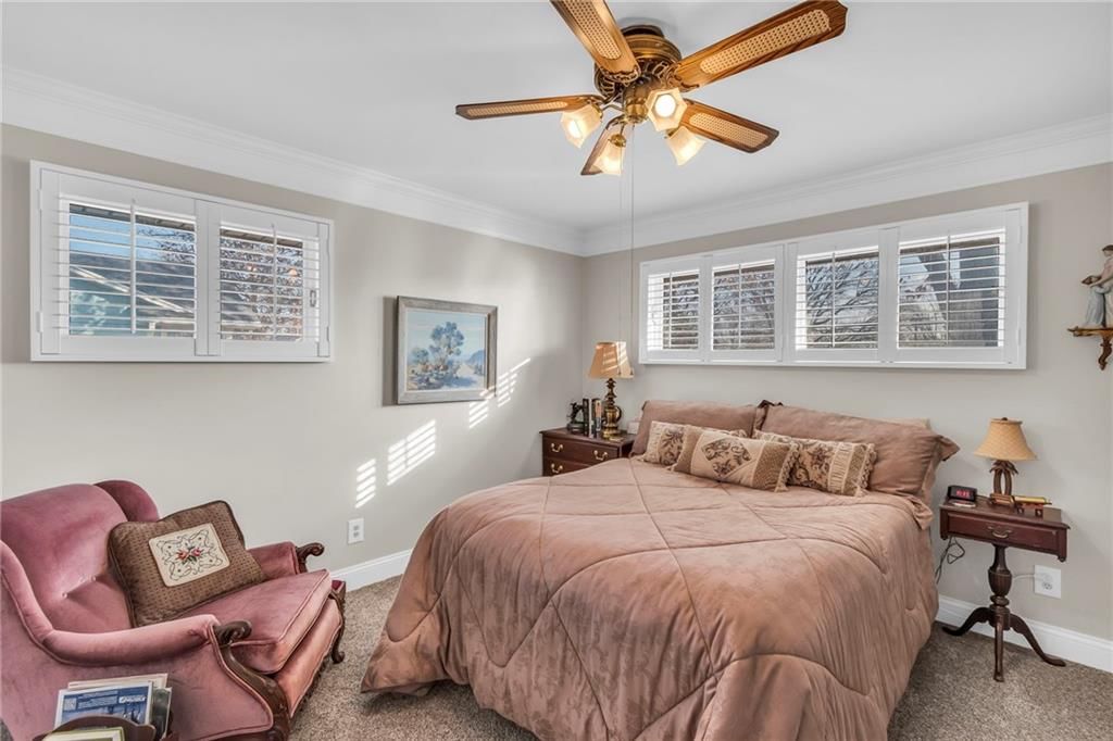 908 S Chestnut Street — photo 24